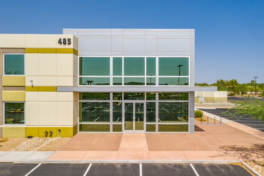 More Photos Of 485 N Juniper Dr, Chandler Research And Development For Lease
