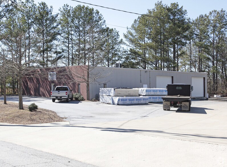 More Photos Of 140 Selig Dr SW, Atlanta Warehouse For Sale
