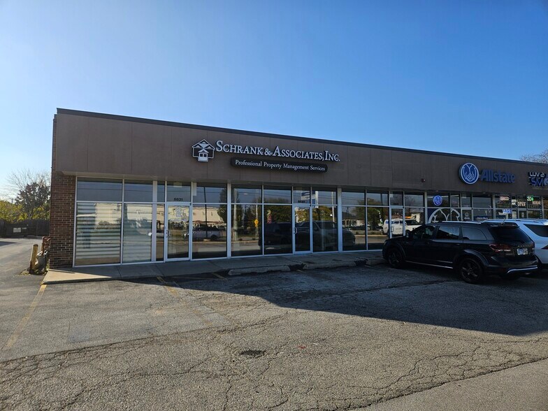 Primary Photo Of 8833 159th St, Orland Hills Freestanding For Lease