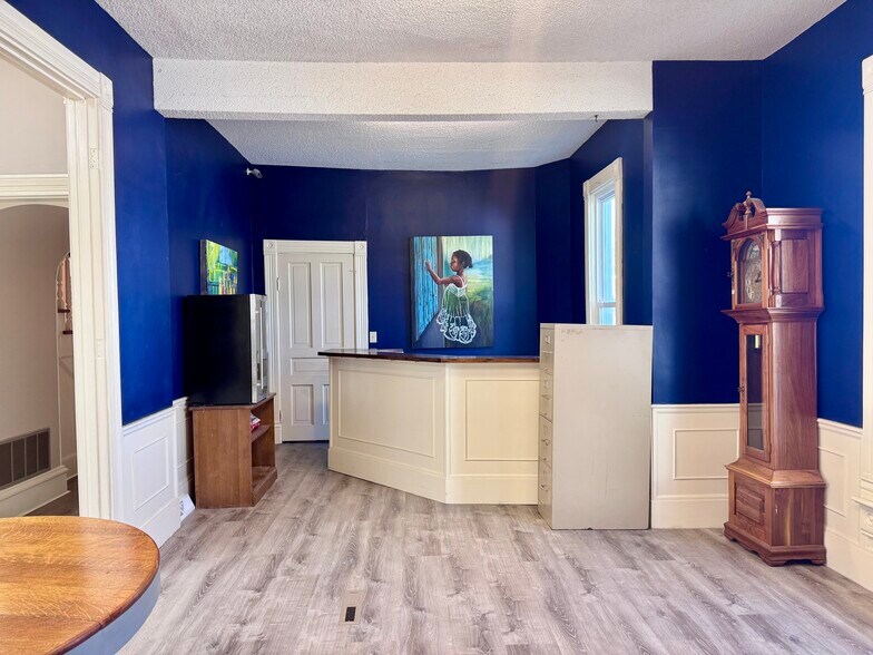 More Photos Of 1415 4th St, Fulton Storefront Retail Residential For Sale