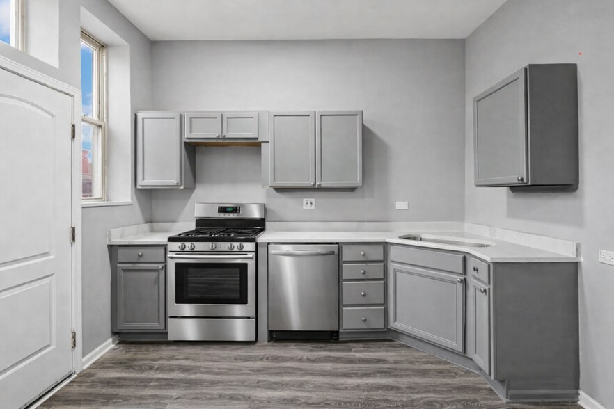 More Photos Of 4929 S Vincennes Ave, Chicago Multifamily For Sale