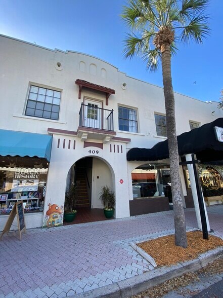 More Photos Of 401-411 Brevard Ave, Cocoa Storefront Retail Office For Lease