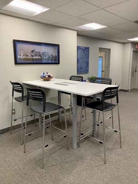 More Photos Of 495 Old Connecticut Path, Framingham Office For Sale