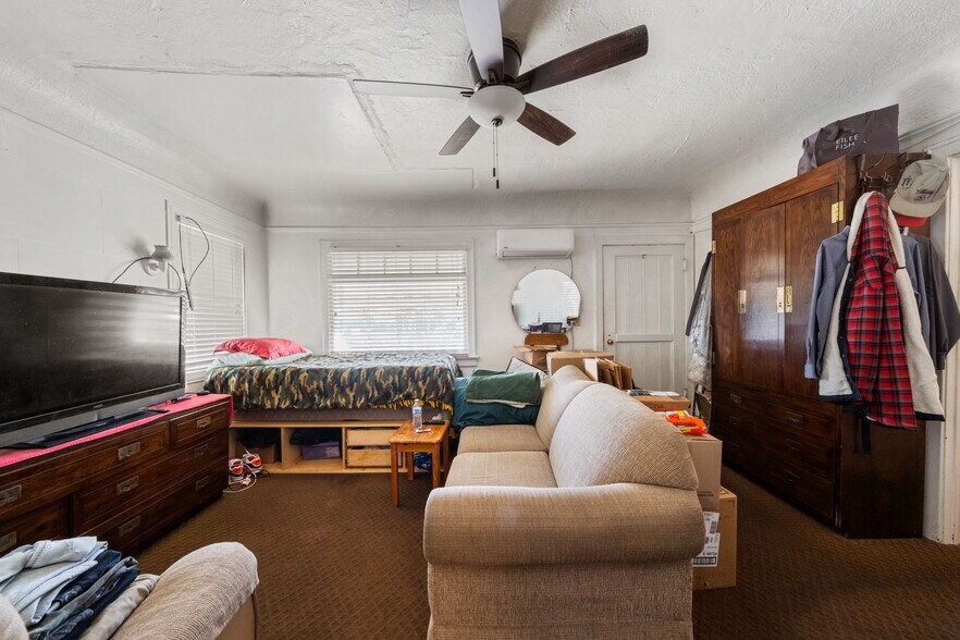 More Photos Of 339-341 E 220th St, Carson Multifamily For Sale