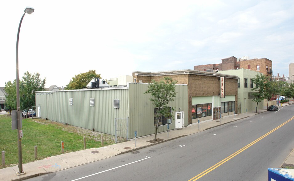 Primary Photo Of 48-50 Scio St, Rochester Manufacturing For Sale