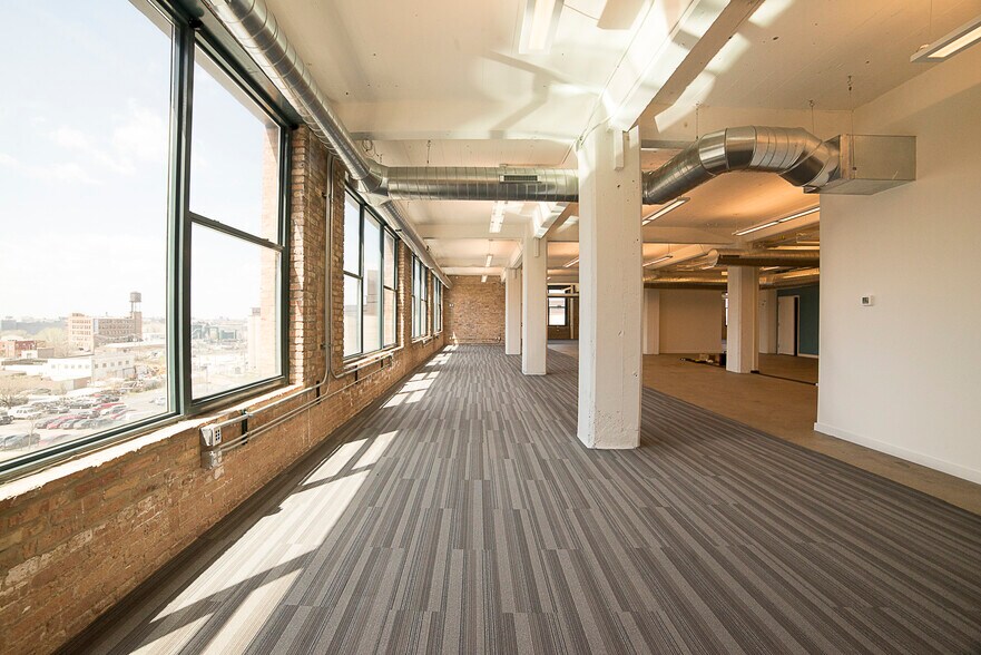 More Photos Of 770 N Halsted St, Chicago Office For Lease