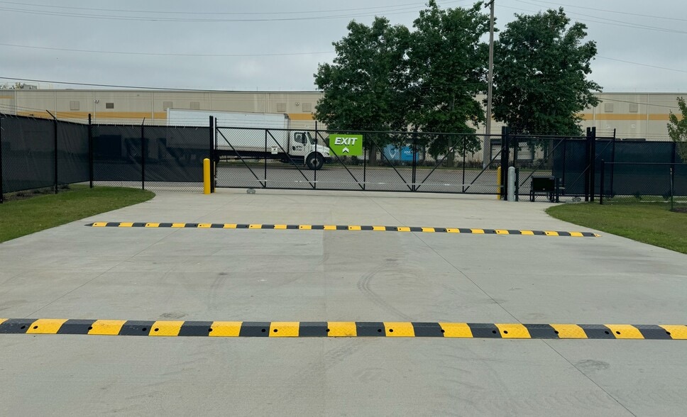 More Photos Of 5178 Citation Drive @ 2, Memphis Land For Lease