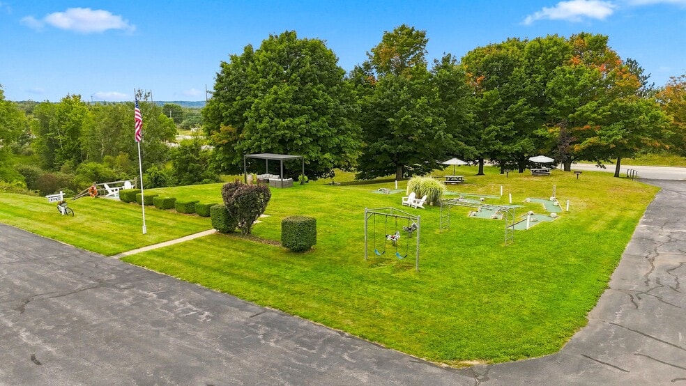 More Photos Of 8127 Chippewa Hwy, Bear Lake Hotel For Sale