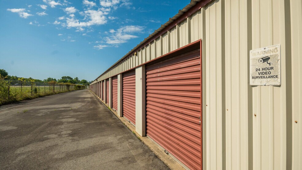More Photos Of 8888 Faulkner Lake Rd, North Little Rock Self Storage For Sale