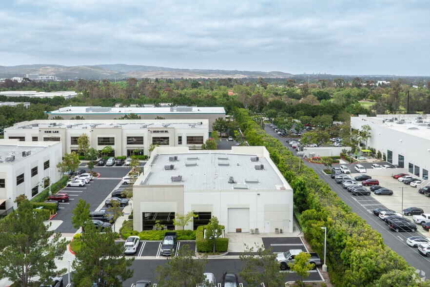 More Photos Of 61 Post, Irvine Light Manufacturing For Sale