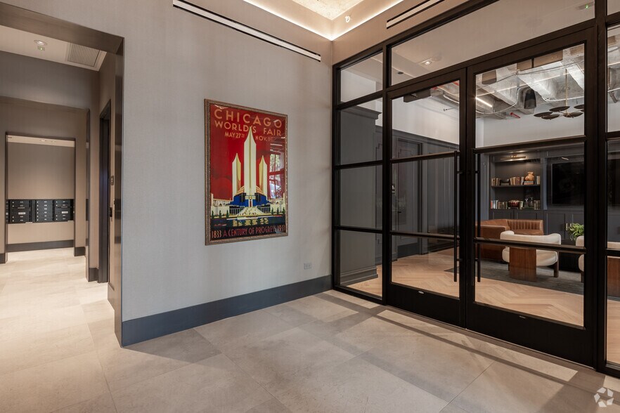 More Photos Of 871 N Franklin St, Chicago Apartments For Lease