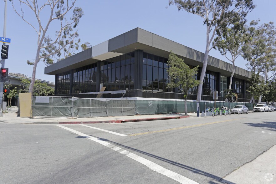 Primary Photo Of 3402 Pico Blvd, Santa Monica Office For Lease