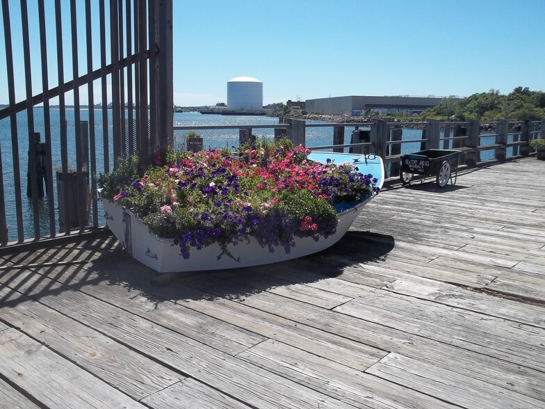 More Photos Of 152 Lynnway, Lynn Office For Sale