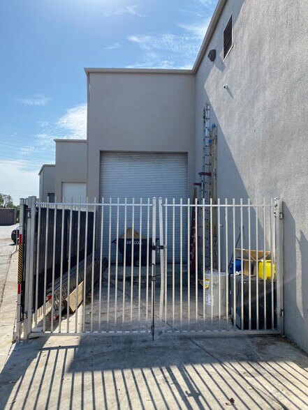 More Photos Of 2101 NW 33rd St, Pompano Beach Unknown For Lease