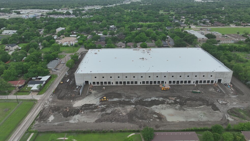 More Photos Of 11207 Ryliecrest Dr, Balch Springs Warehouse For Sale