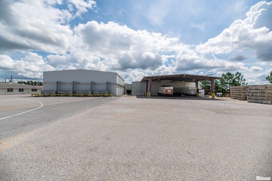 More Photos Of 2404 Hunt Brothers Rd, Lake Wales Refrigeration Cold Storage For Lease