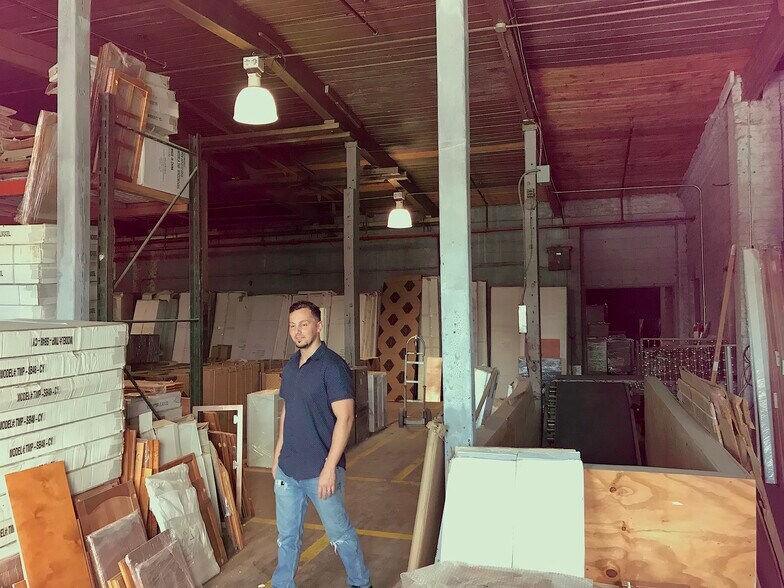 More Photos Of 2-6 Lister Ave, Newark Warehouse For Lease