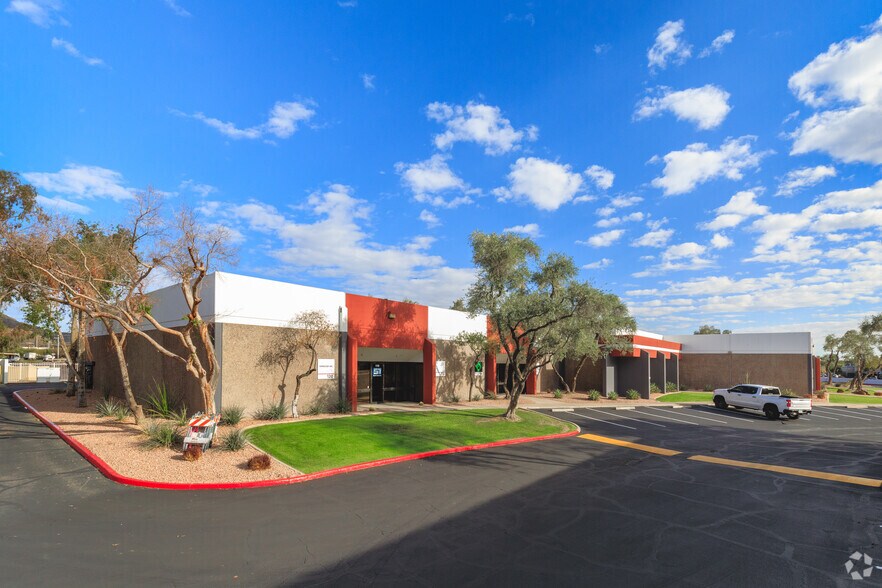More Photos Of 2329 W Mescal St, Phoenix Unknown For Lease