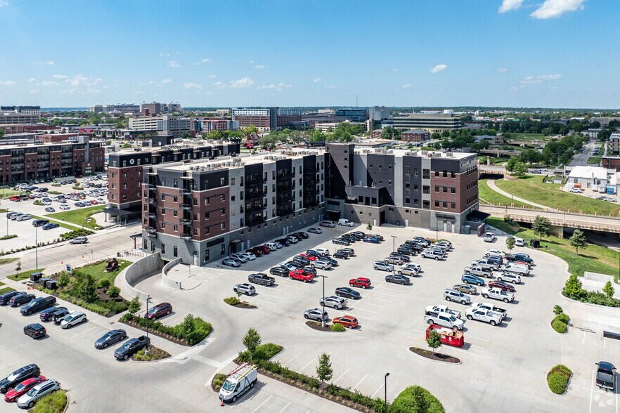 More Photos Of 200 S 21st St, Lincoln Unknown For Sale