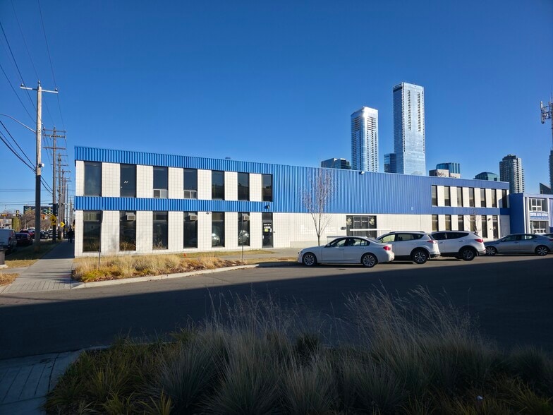 Primary Photo Of 10576-10593 106th St NW, Edmonton Flex For Sale