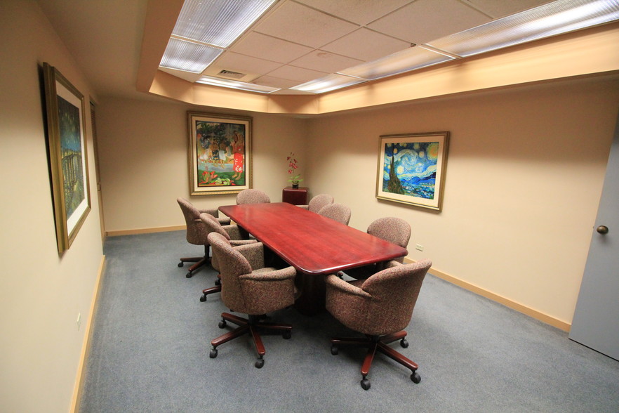 More Photos Of 99-061 Koaha Way, Aiea Warehouse For Lease