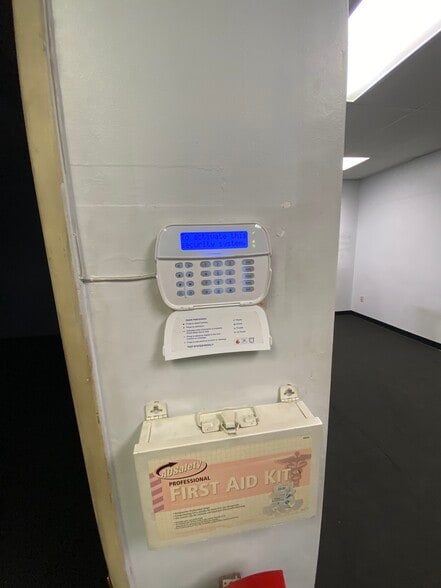 More Photos Of 1247 Brooks St, Ontario Land For Lease