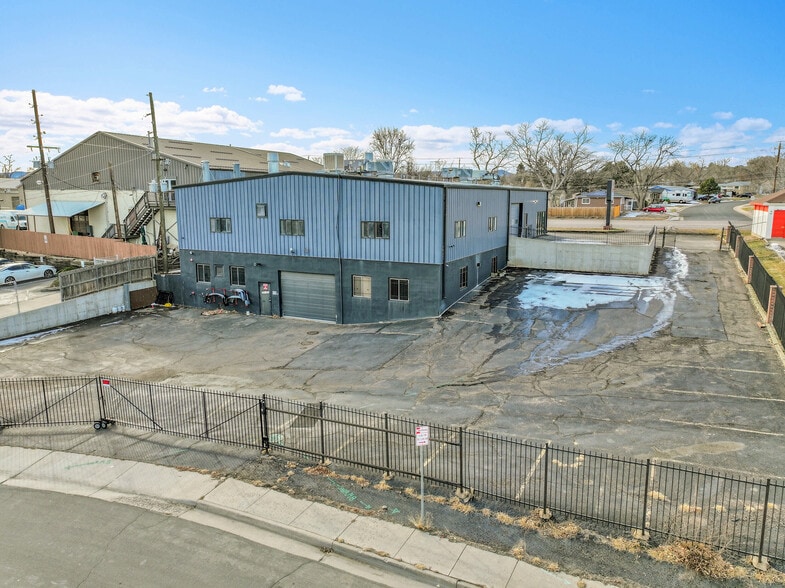 More Photos Of 4560 S Federal Blvd, Englewood Auto Repair For Sale