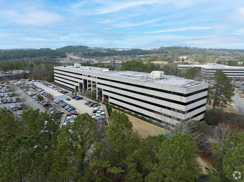 More Photos Of 2 Perimeter Park S, Birmingham Office Residential For Lease