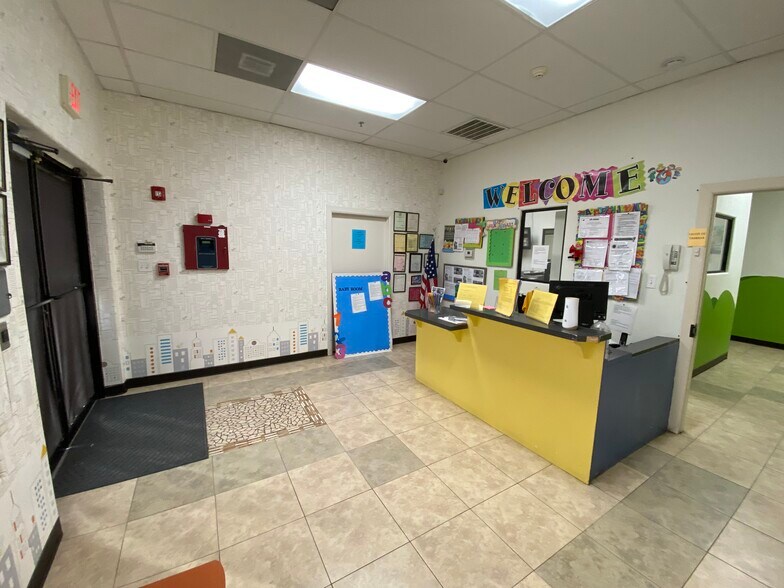 More Photos Of 2413 Colorado St, Mission Restaurant For Sale