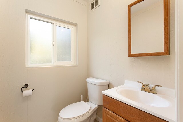 More Photos Of 6529-6533 NE Sandy Blvd, Portland Loft Creative Space For Sale