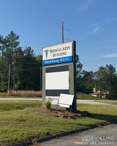 More Photos Of 123 Sparta Hwy, Eatonton Medical For Sale