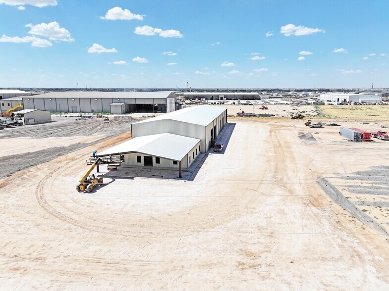 Primary Photo Of 12316 County Road 137, Odessa Warehouse For Lease