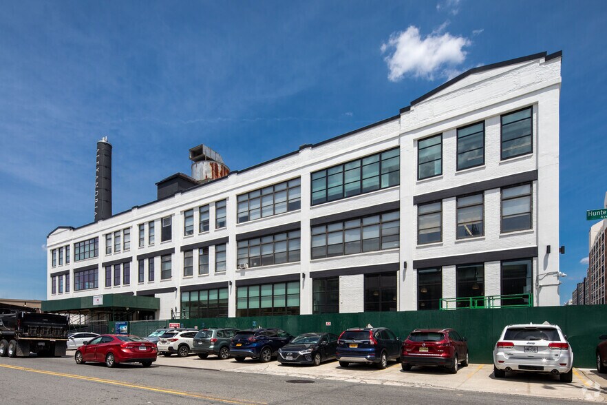 More Photos Of 30-02 48th Ave, Long Island City Office For Lease