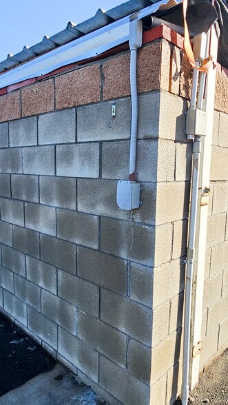 More Photos Of 11026 Roswell Ave, Pomona Industrial For Lease