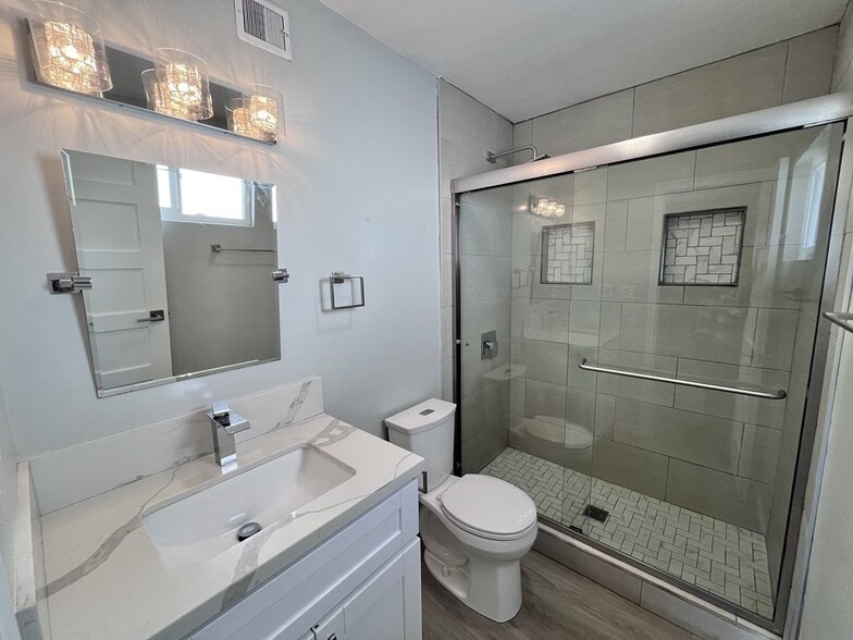 More Photos Of 810 G Ave, Coronado Apartments For Sale