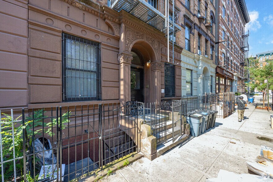 More Photos Of 314 W 142nd St, New York Apartments For Sale
