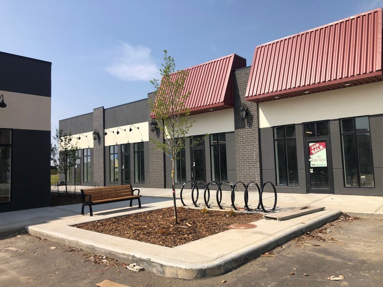 More Photos Of 6102 29th Av, Beaumont General Retail For Sale