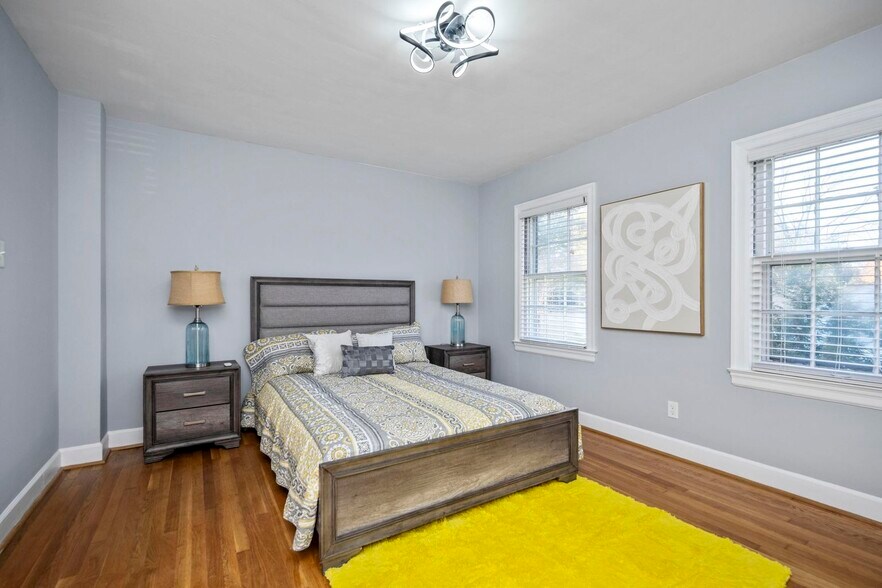 More Photos Of 1802 Carolyn Dr, Lexington Apartments For Sale