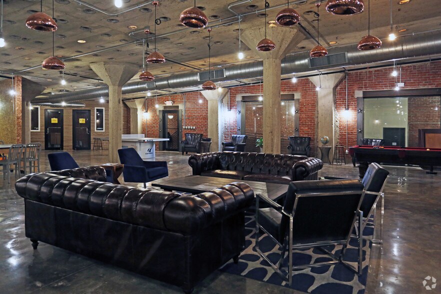 More Photos Of 220 S 47th St, Philadelphia Apartments For Lease