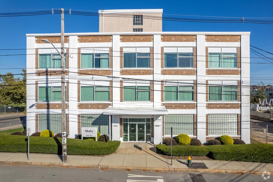 More Photos Of 1144 Eddy St, Providence Office For Sale