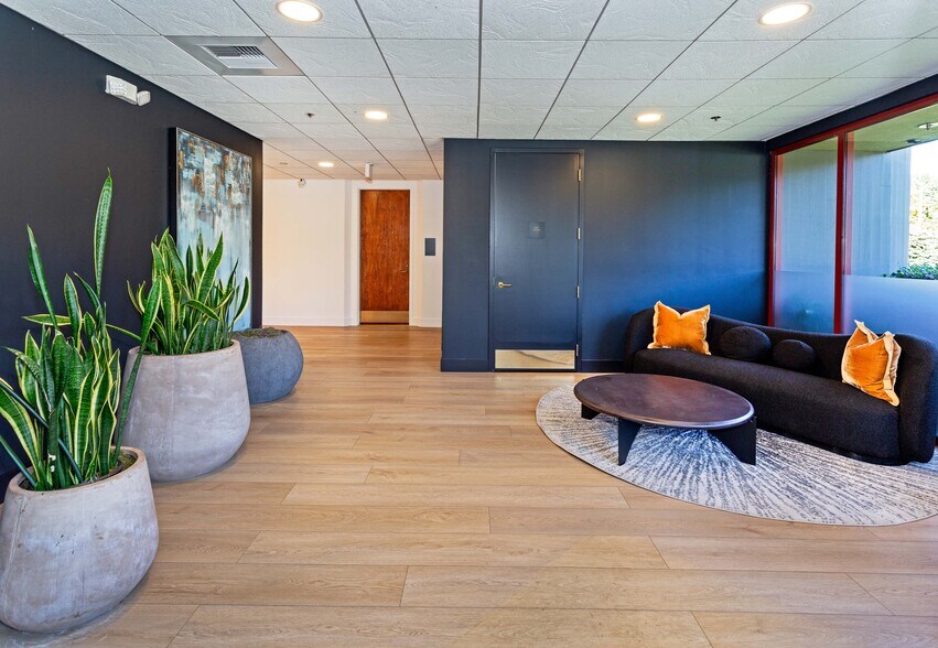 More Photos Of 1701 Novato Blvd, Novato Office For Lease