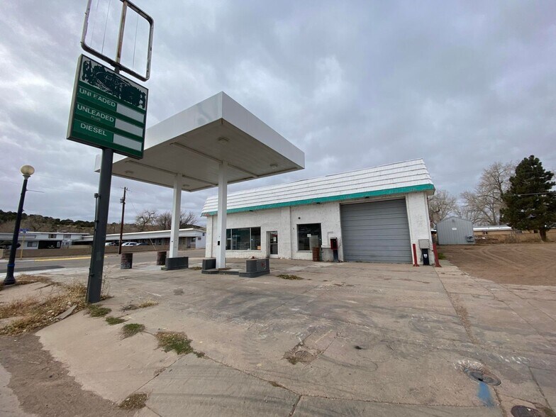 More Photos Of 925 Main St, Walsenburg Service Station For Sale