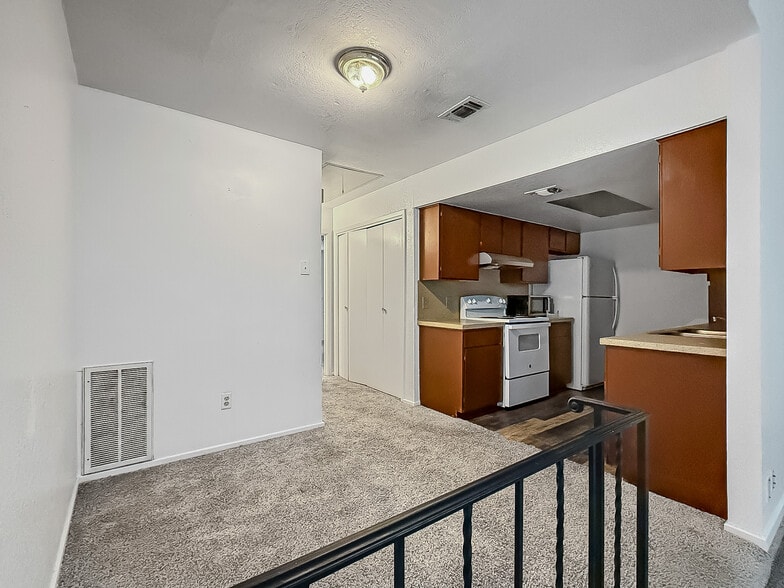 More Photos Of 3701-3740 Thornberry Ct, Corpus Christi Apartments For Sale