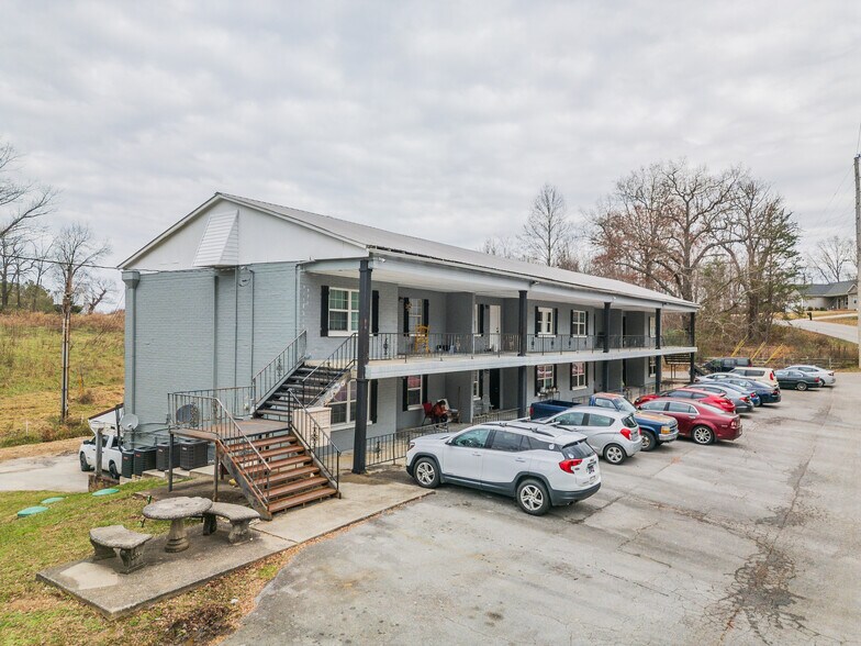 More Photos Of 2465 Benton Young Rd, Cookeville Apartments For Sale