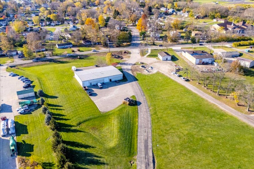 More Photos Of 510-520 S Main St, Monroe Warehouse For Lease