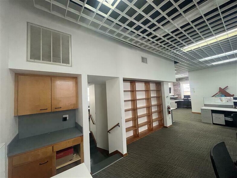 More Photos Of 110 S Kentucky Ave, Lakeland Office For Lease
