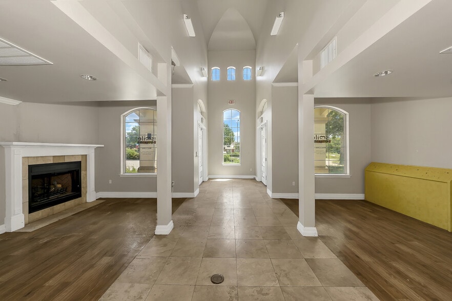 More Photos Of 2628 Matlock Rd, Arlington Medical For Sale