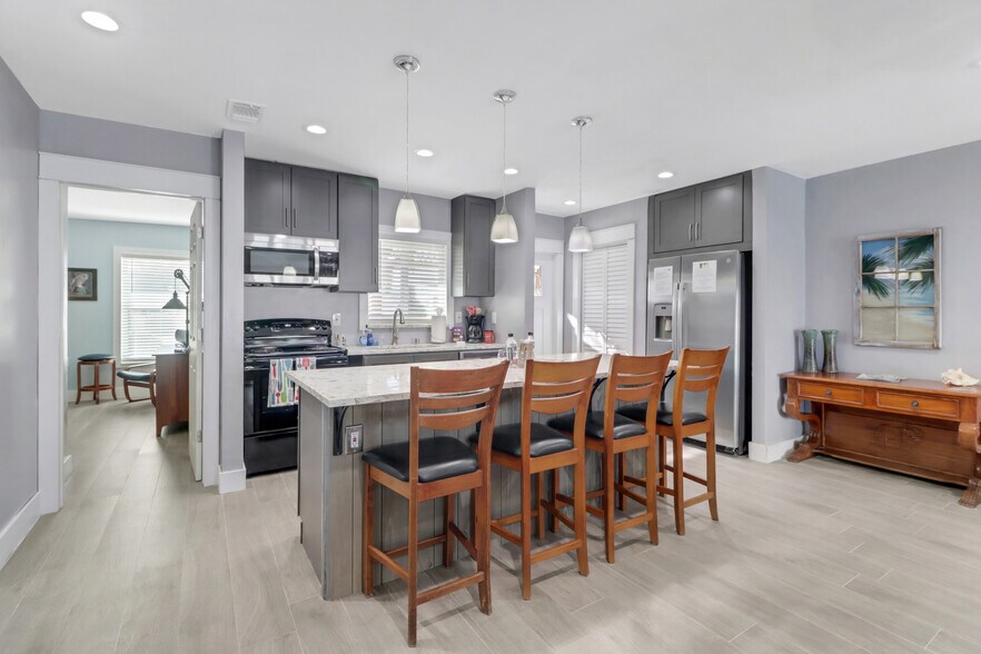 More Photos Of 4838 Esplanade St, Bonita Springs Multifamily For Sale