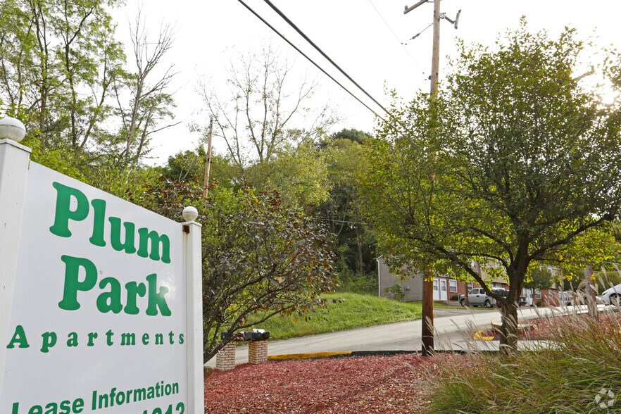 More Photos Of 621 E Deborah Jane Dr, Plum Apartments For Sale