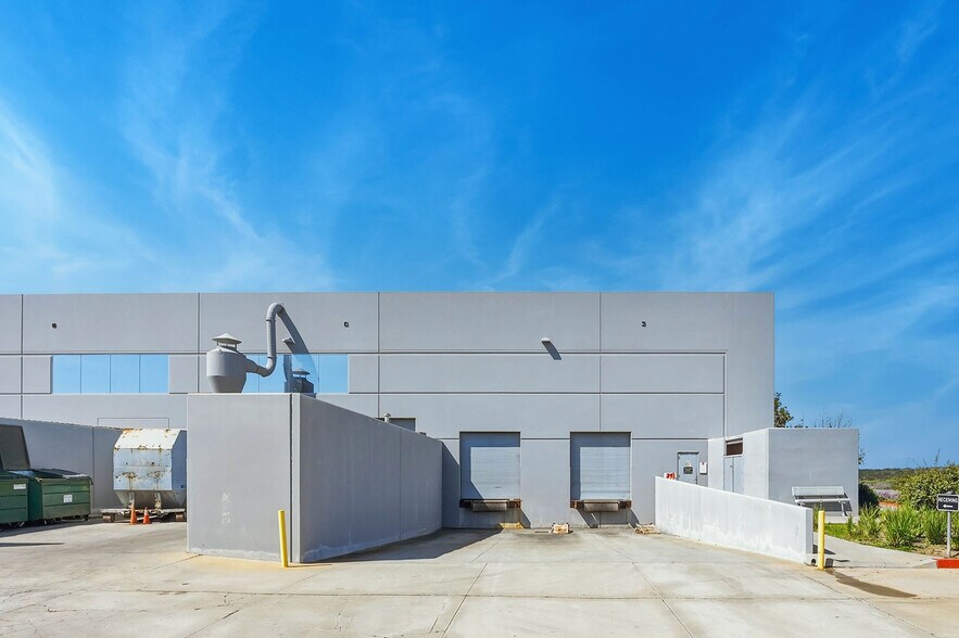 More Photos Of 1675 Faraday Ave, Carlsbad Warehouse For Sale